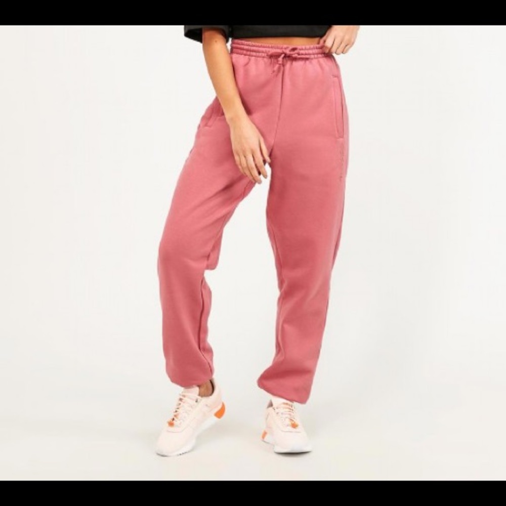 Women’s adidas originals cozy oversized jogger pink rose